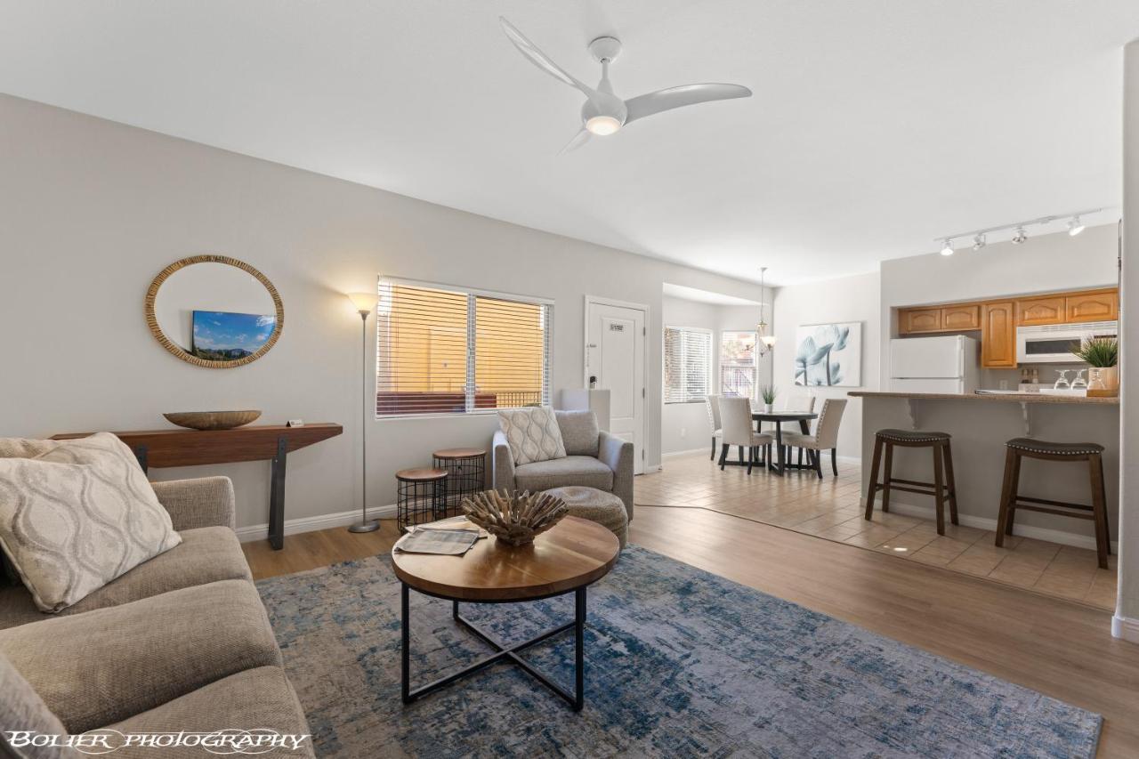 מסקיט Hawk Ridge Two Bedroom Condo By Cool Properties מראה חיצוני תמונה