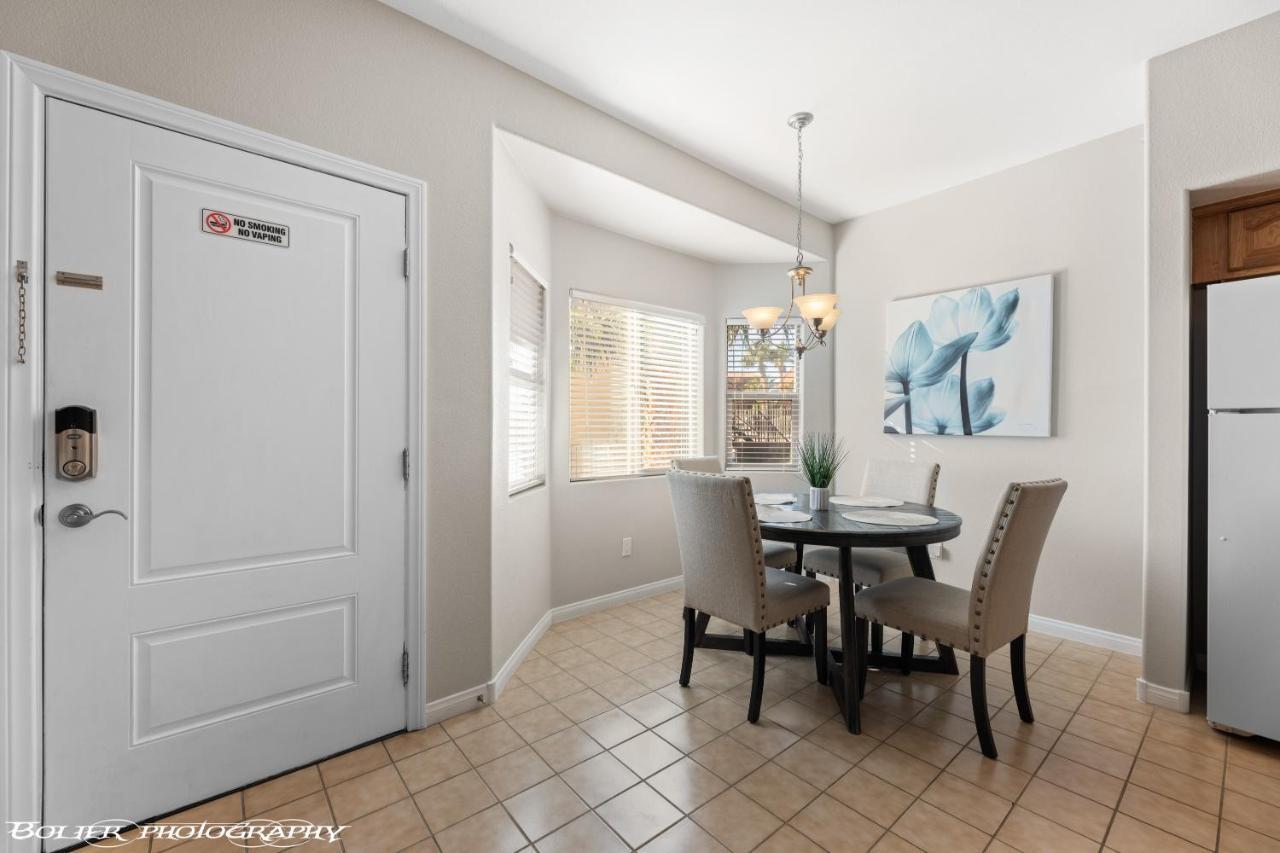 מסקיט Hawk Ridge Two Bedroom Condo By Cool Properties מראה חיצוני תמונה