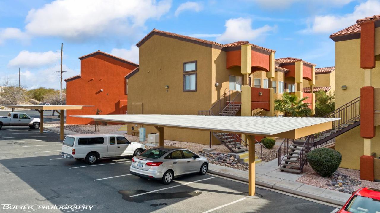 מסקיט Hawk Ridge Two Bedroom Condo By Cool Properties מראה חיצוני תמונה
